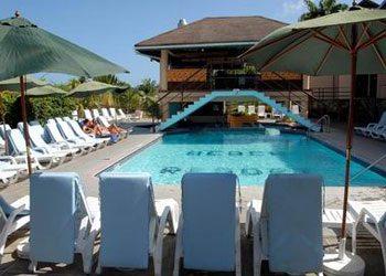 Grafton Beach Resort - Pool